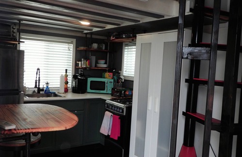 Bastrop Casa | Cuckoo’s nest tiny house: Amazing experience