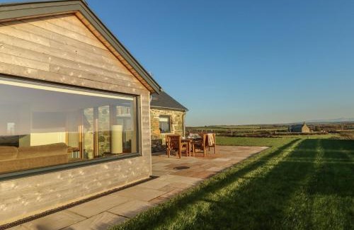 Holyhead Casa | Cuddfan