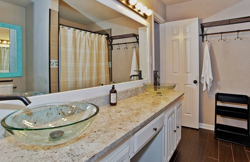 Valley Ranch Casa | Cul-De-Sac in Prime Location /12 Min From DFW Airport/Pet friendly!
