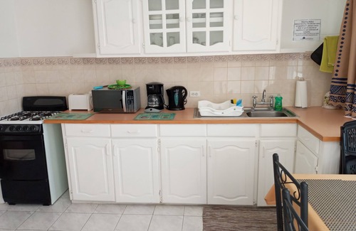 Keizer Hill Apartamento | Cumber's Tropical Apartments