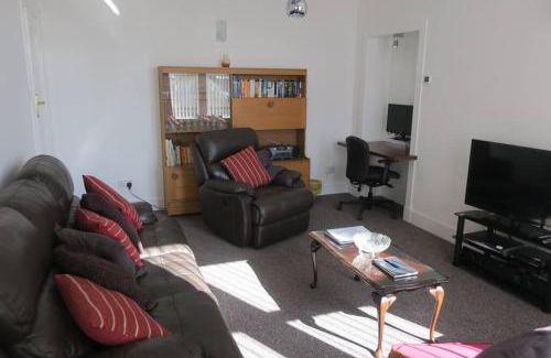 Largs Casa | Cumbrae View House (Licence no NA00109F)