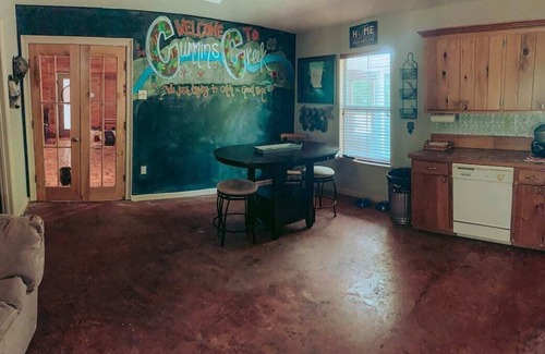 McCall Creek Casa | Cummins Creek-a Camp in the Woods