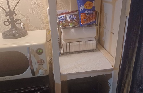 Westside Cabina | Cupcake Cabin Mini 1-bed 1 bath getaway in Jacksonville