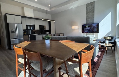 Downtown Halifax Apartamento | Curated 2B/2B DT Halifax