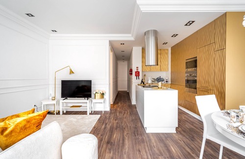 Santa Engracia Apartamento | Curcumin Gold Apartment, AC, Wifi !new!