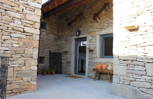 Vimioso Casa | Curral D Avó Turismo Rural & SPA