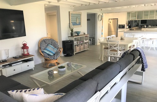 Palm Beach Casa | Currawong Casa / Palm Beach
