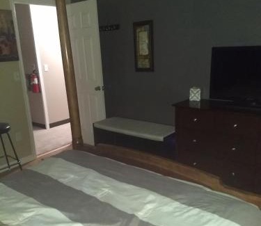 West Wendover Casa | Curt's cozy room rentals