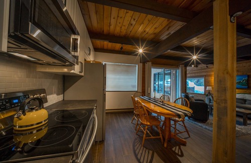 Whistler Cay Estates Cabina | Curtisy Cottage - Una experiencia perfecta para la familia Whistler