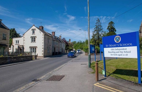 Calne Casa | Curzon House
