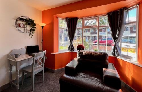 Cleethorpes Casa | Curzon House One - Great for Contractors or Family Holidays