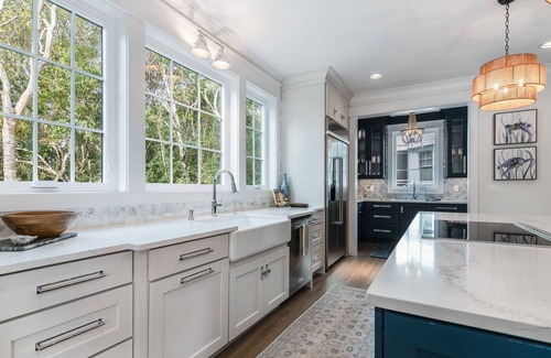 South Beach Casa | Custom build home with major upgrades; screened in porch and two newer golf carts.