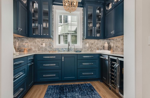 South Beach Casa | Custom build home with major upgrades; screened in porch and two newer golf carts.