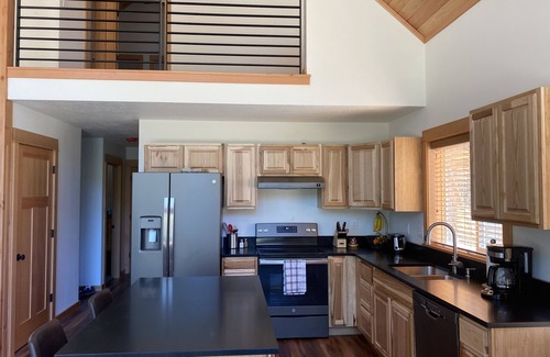 Vida Casa | Custom Built Home - Riverfront Home on the McKenzie River
