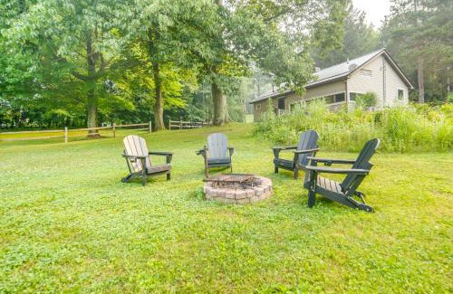 Westford Casa | Custom-Built Lakefront Cottage with Spacious Yard!