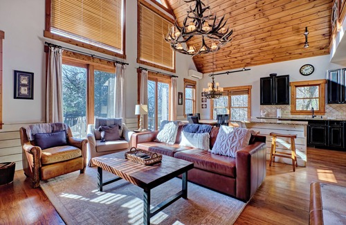 Cashiers Casa | Custom Mountain Mountain Home en 4 acres - 5 millas de Old Edwards Inn