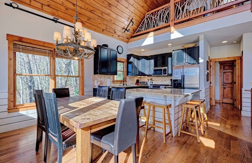 Cashiers Casa | Custom Mountain Mountain Home en 4 acres - 5 millas de Old Edwards Inn