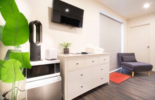 Queenstown Apartamento | Custom Cabin - In Town - Hot Tub - Super King Bed