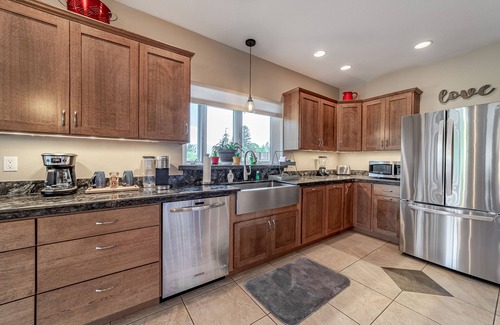Orick Casa | Custom home overlooking Redwood Creek Valley - hot tub, furnished deck & firepit