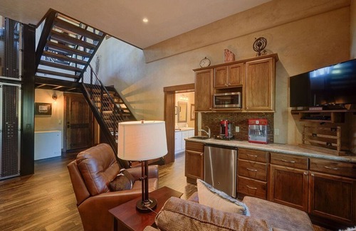 Rexford Cabina | Custom Log Home at Lake Koocanusa