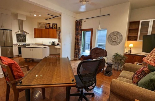 Berry Hill Apartamento | Nashville-Berry Hill off 8th by Geodis; Accessible