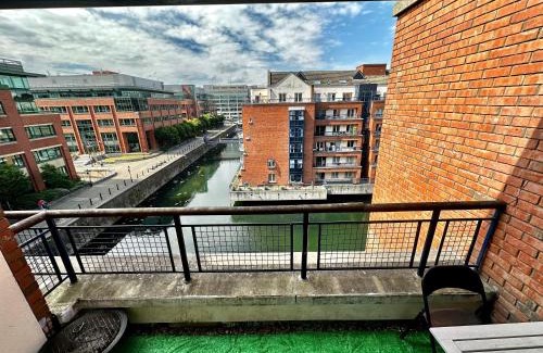 North Wall Apartamento | CustomerHouse Dublin 1, Balcony View
