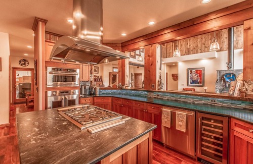 Livingston Casa | Cutbow Bend
