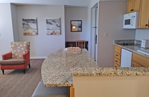 Bend Condominio | Cute 1 Bedroom, 1 Bath Unit at Seventh Mountain Resort - 611