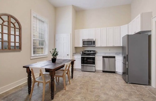 South 7th Ward Apartamento | Cute 1bed 1bath steps from French Q, Bourbon St and Jazz venues