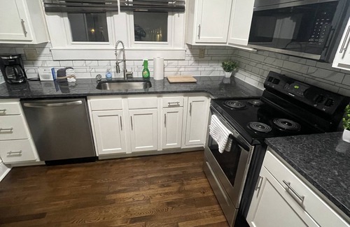 St Albans Casa | Cute 2 bed 1 bath with off street parking