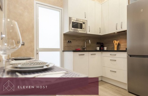 Las Acacias Apartamento | CUTE Y MODERNO APARTAMENTO CON TERRAZA EN EL CENTRO DE MADRID