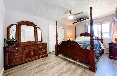 Prineville Casa | Cute and Updated Downtown Duplex