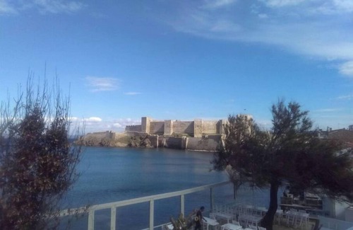 Canakkale Casa | Cute Apart in the Center of Bozcaada