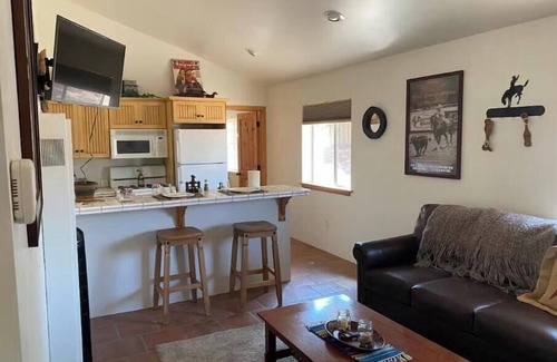 Santa Ynez Apartamento | Cute, barn studio and Rancho De Amor.