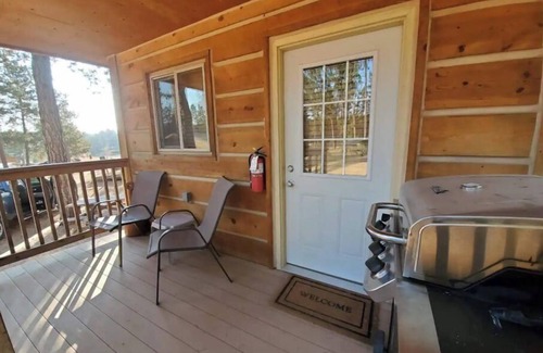 Custer Alquiler De RV | Cute Camping Cabin in Custer - #16