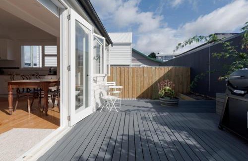 Launceston CBD Casa | Cute & Comfortable Cottage: Near City with Parking