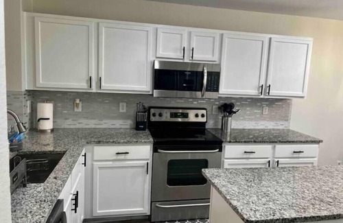 San Antonio Casa | Cute & Cozy 4BR home close to Seaword & Sixflag