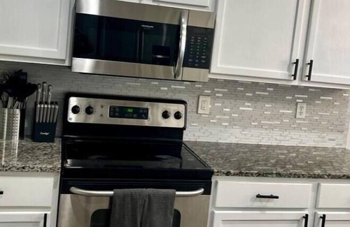 San Antonio Casa | Cute & Cozy 4BR home close to Seaword & Sixflag