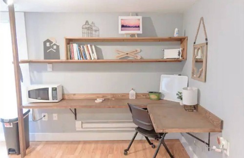 Detroit Apartamento | Cute & Cozy North End Studio