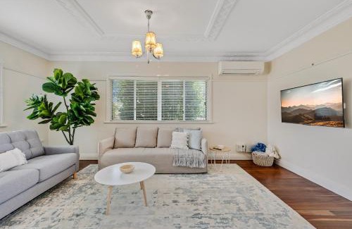 South Toowoomba Casa | Cute & Cuddly - Somerset Cottage
