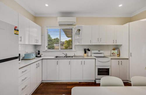 South Toowoomba Casa | Cute & Cuddly - Somerset Cottage