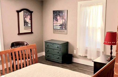 Southwest Greensburg Casa | Cute home on quiet residential street. Walk to downtown.