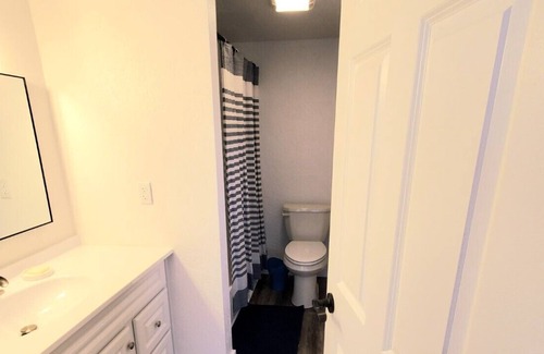 Southwest Greensburg Casa | Cute home on quiet residential street. Walk to downtown.