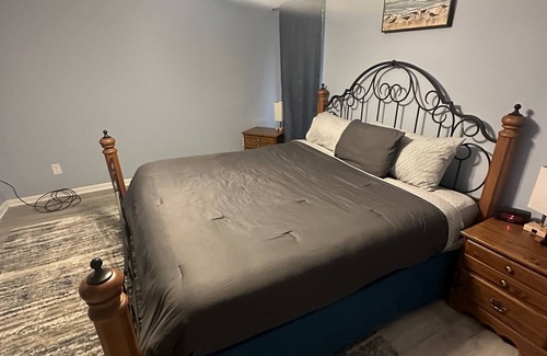 Greenville Casa | Cute home only 3 minutes from ECU Health.