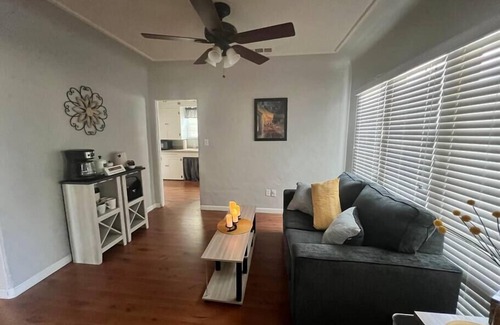 Lemoore Casa | Cute home walking distance to Downtown Lemoore