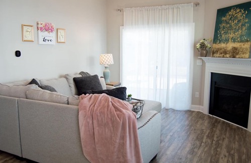Fuquay-Varina Casa | Cute in FV