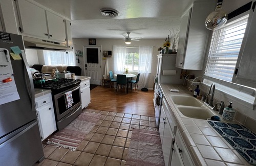 Tehachapi Casa | Cute mountain town, 3-5 mins from hospital, freeway, and downtown