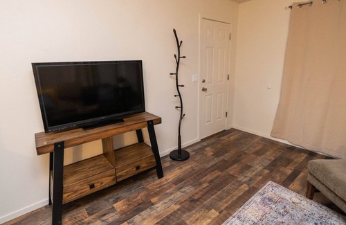 Prineville Condominio | Cute Newly Remodeled One Bed One Bath Home in Prineville