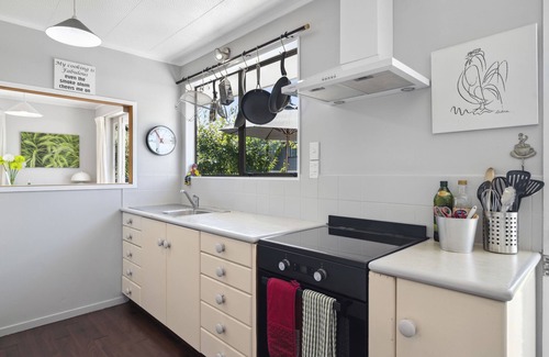 Taupo Casa | Cute on Kew - Taupo Holiday Home