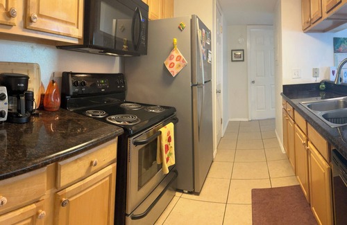 Bayview Condominio | Cute St Pete Condo near Gulfport